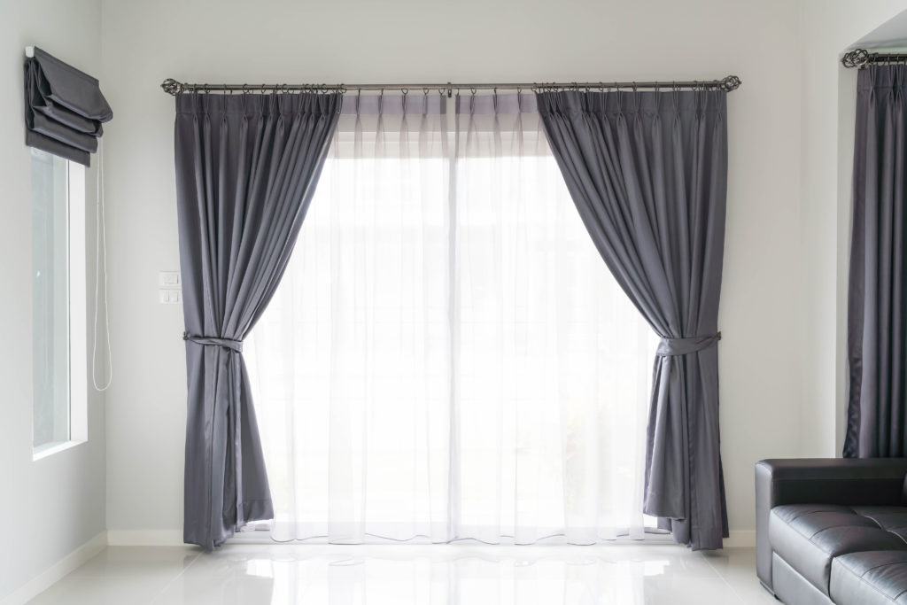 thick curtains making home warmer